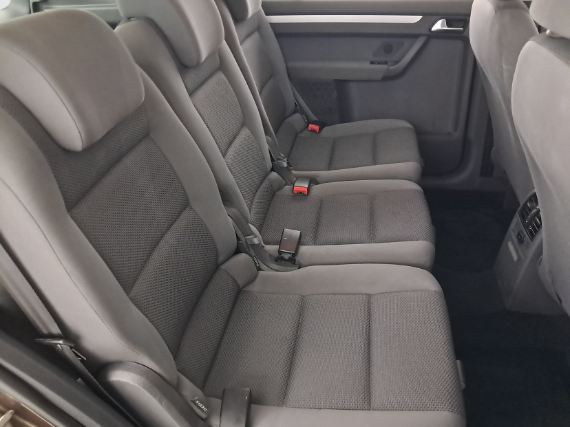 Volkswagen Touran, 2011