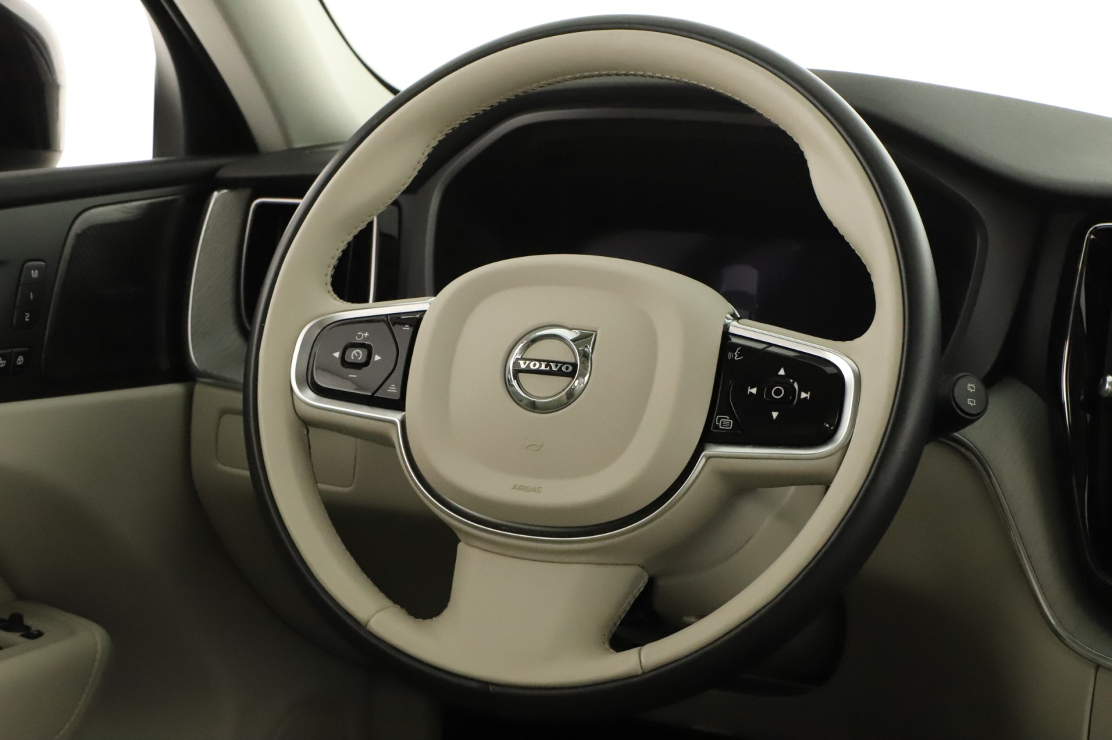 Volvo XC60 - 2024
