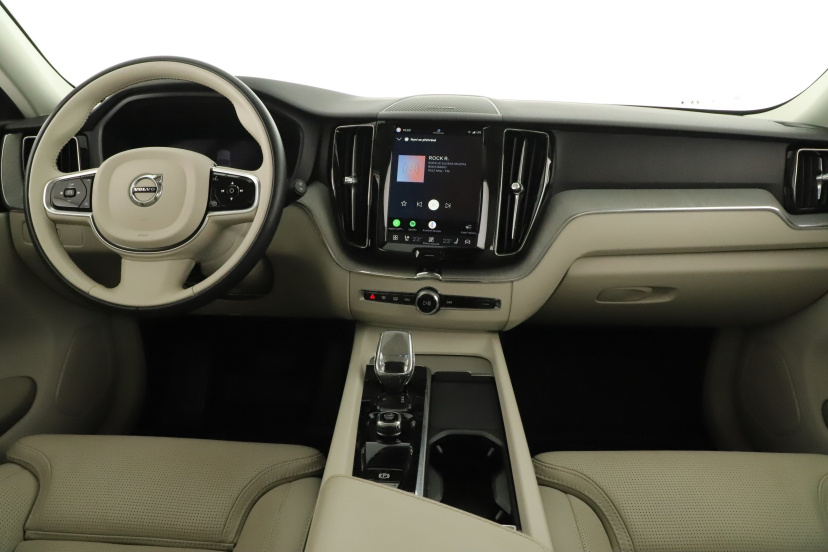 Volvo XC60, 2024