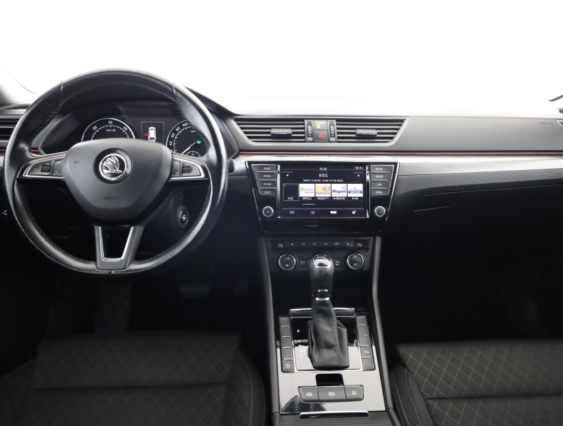 Škoda Superb, 2016