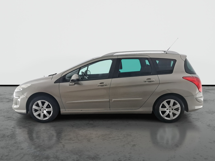 Peugeot 308, 2011
