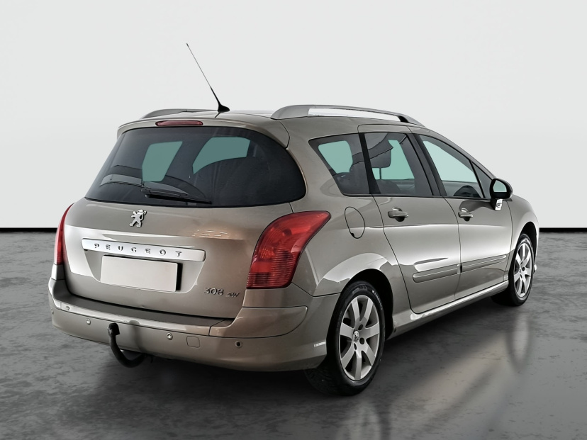 Peugeot 308, 2011