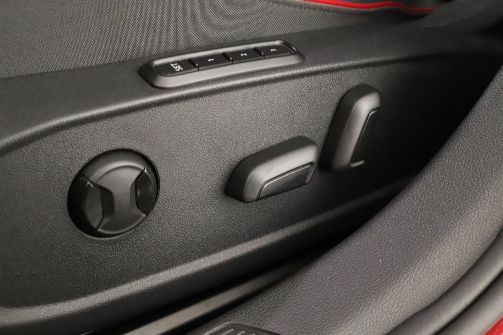 Volkswagen Golf - 2022