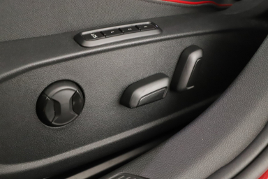 Volkswagen Golf - 2022