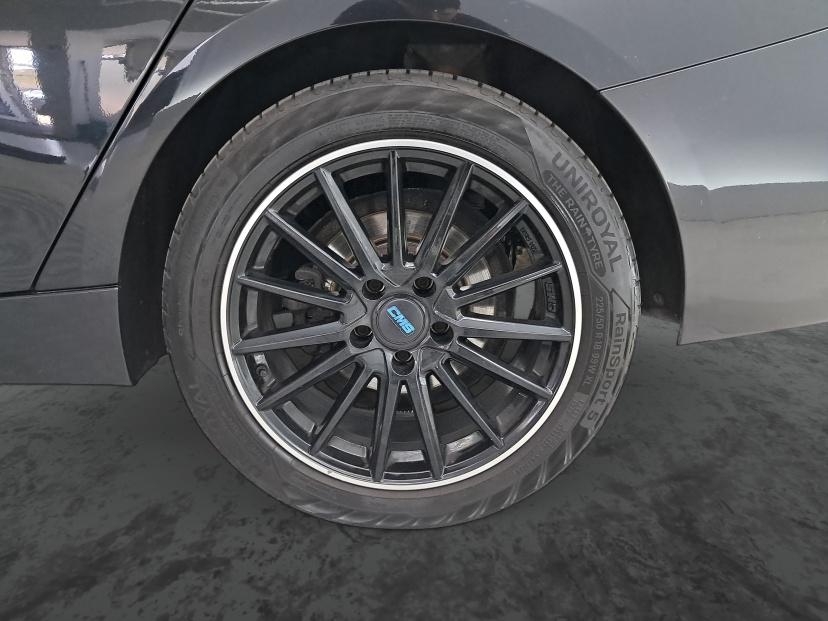 BMW 3GT, 2013