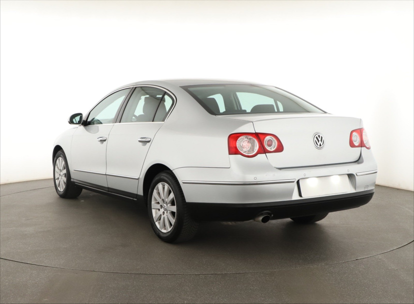 Volkswagen Passat, 2009