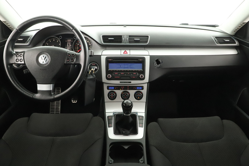 Volkswagen Passat, 2009