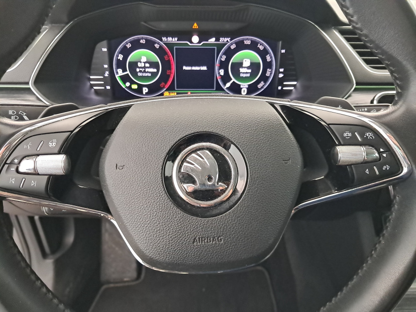 Škoda Superb, 2021