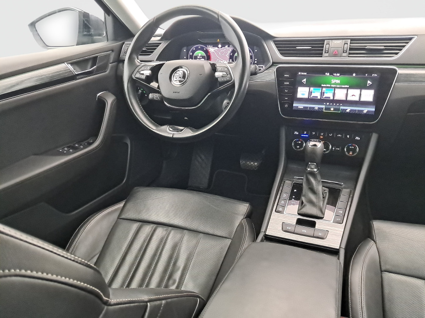 Škoda Superb, 2021