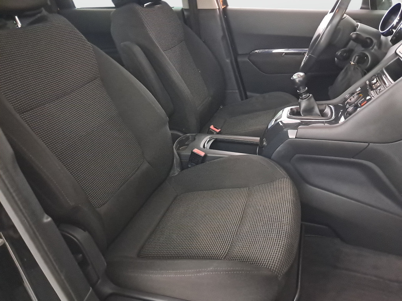 Peugeot 5008, 2010