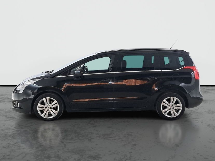Peugeot 5008, 2010