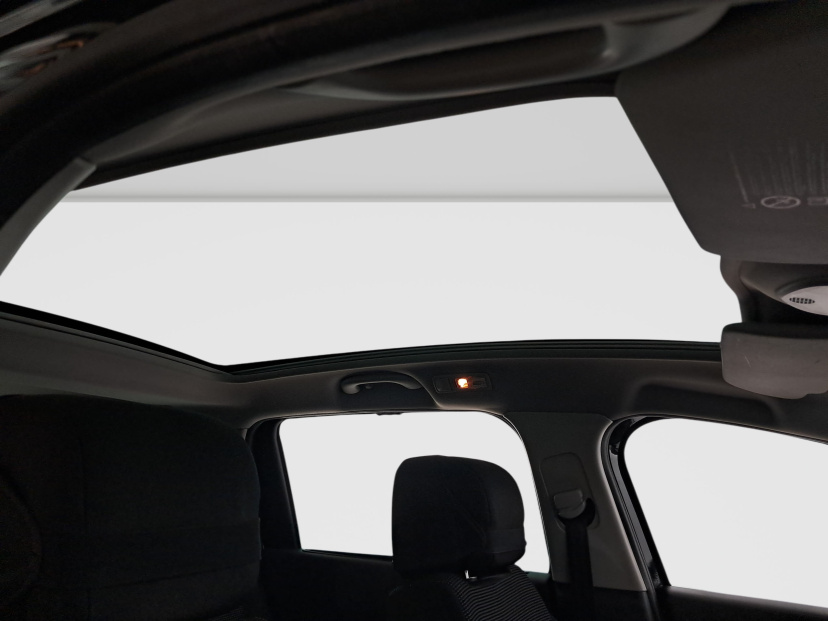 Peugeot 5008, 2010