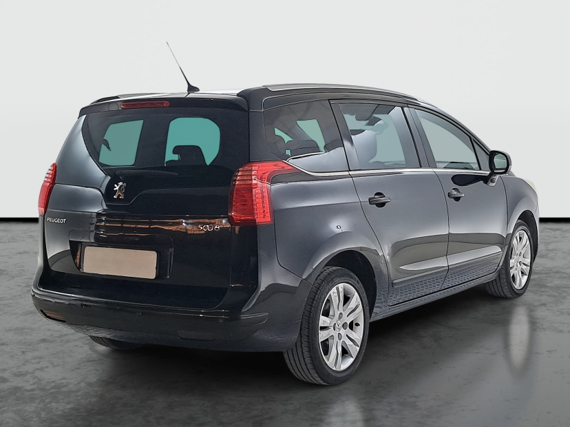 Peugeot 5008, 2010