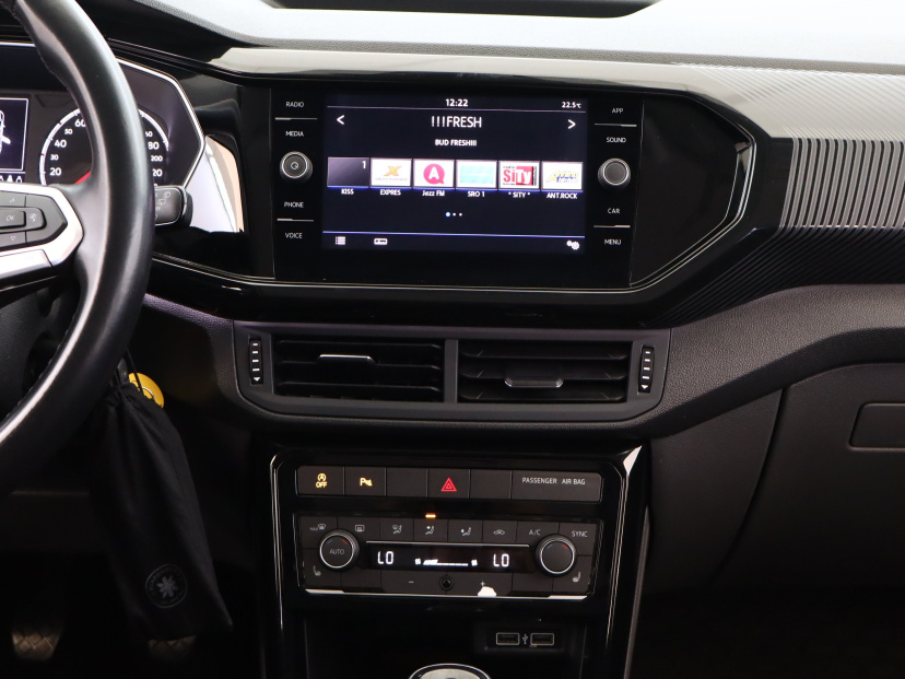 Volkswagen T-Cross, 2020