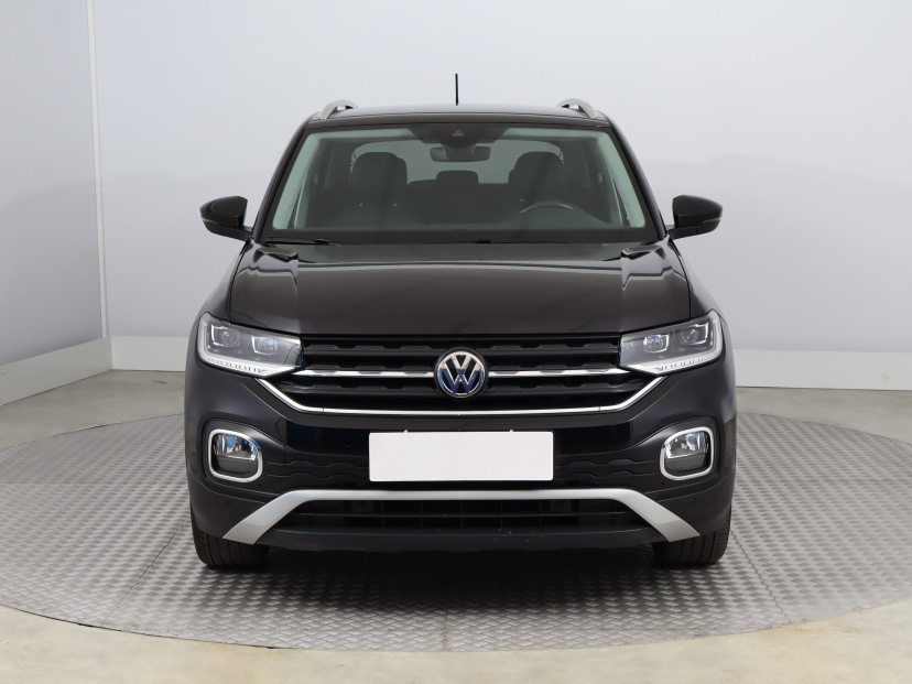 Volkswagen T-Cross, 2020