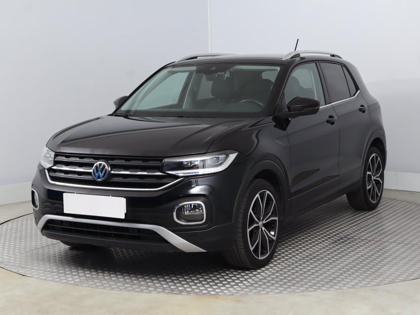 Volkswagen T-Cross, 2020