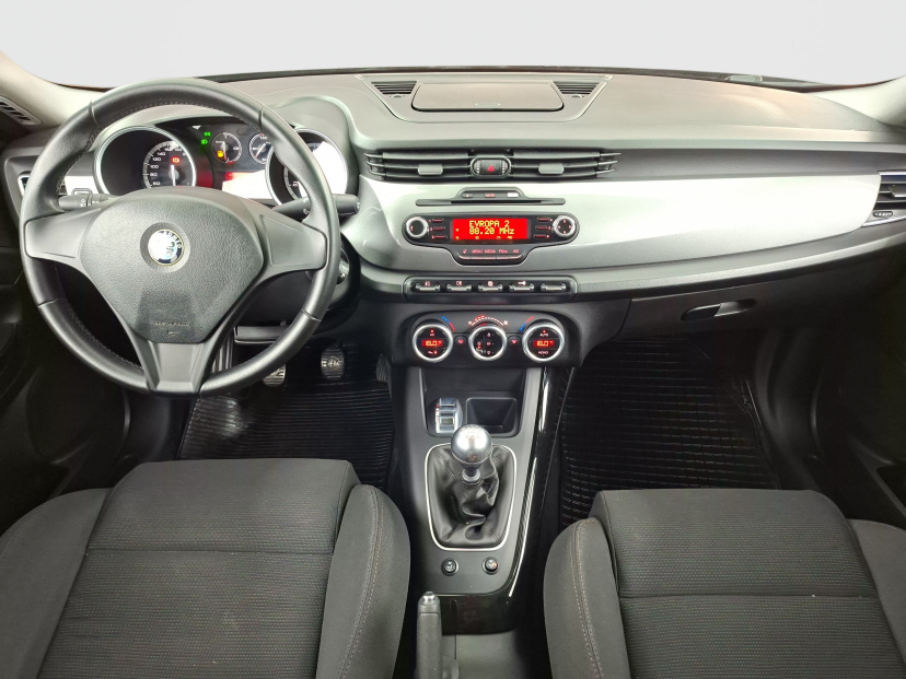 Alfa Romeo Giulietta, 2011