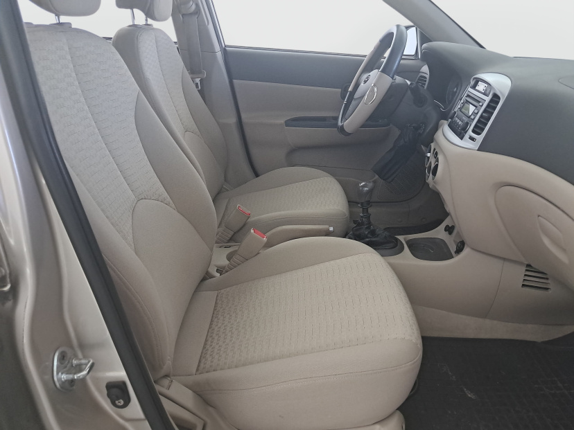 Hyundai Accent, 2009