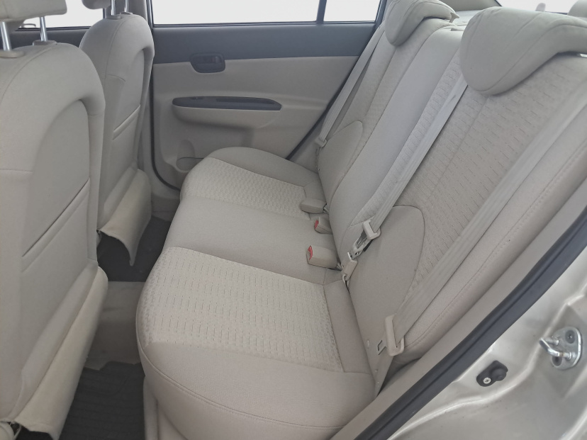 Hyundai Accent, 2009