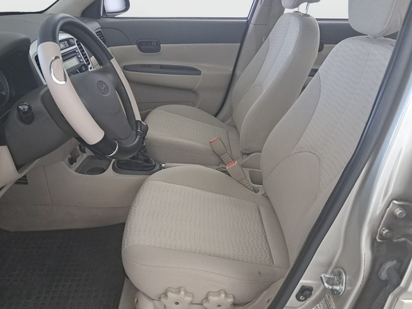 Hyundai Accent, 2009