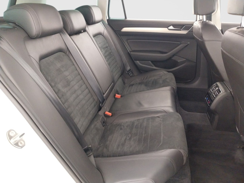 Volkswagen Passat, 2015