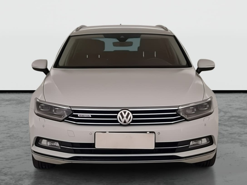 Volkswagen Passat, 2015