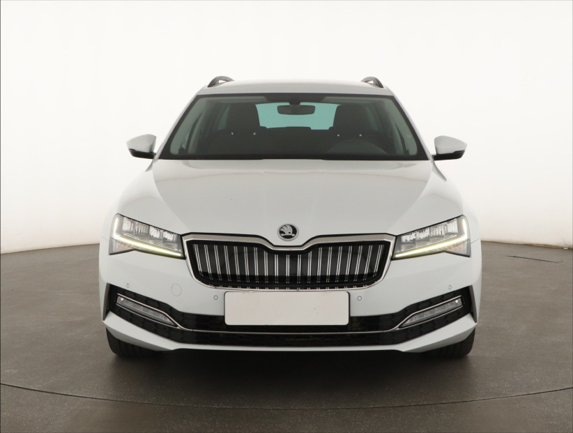 Škoda Superb, 2020