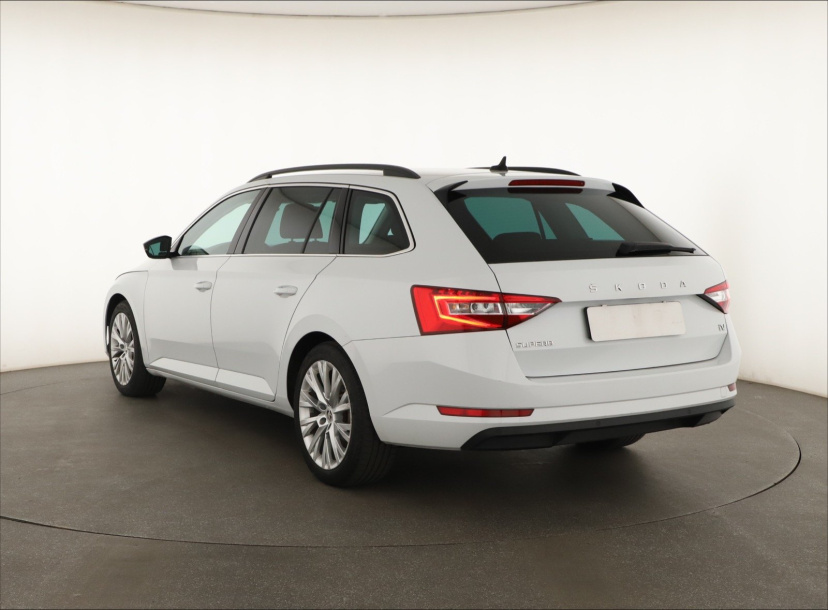 Škoda Superb, 2020