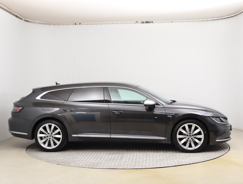 Volkswagen Arteon, 2021