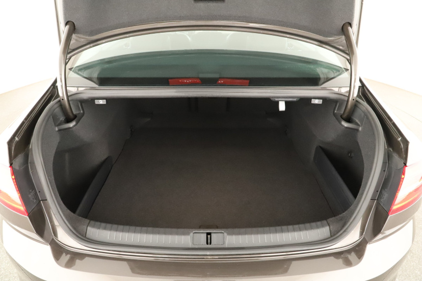 Volkswagen Passat, 2017