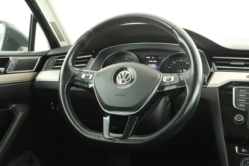 Volkswagen Passat, 2017