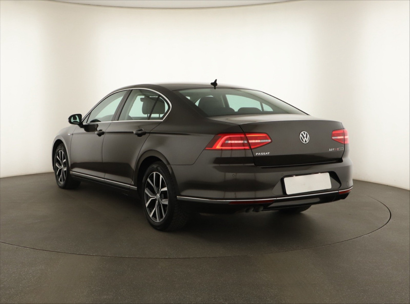 Volkswagen Passat, 2017