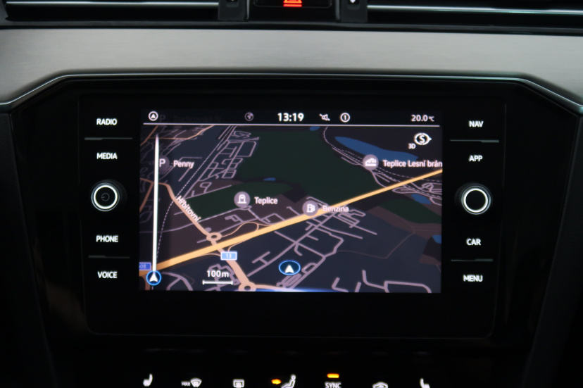Volkswagen Passat, 2021