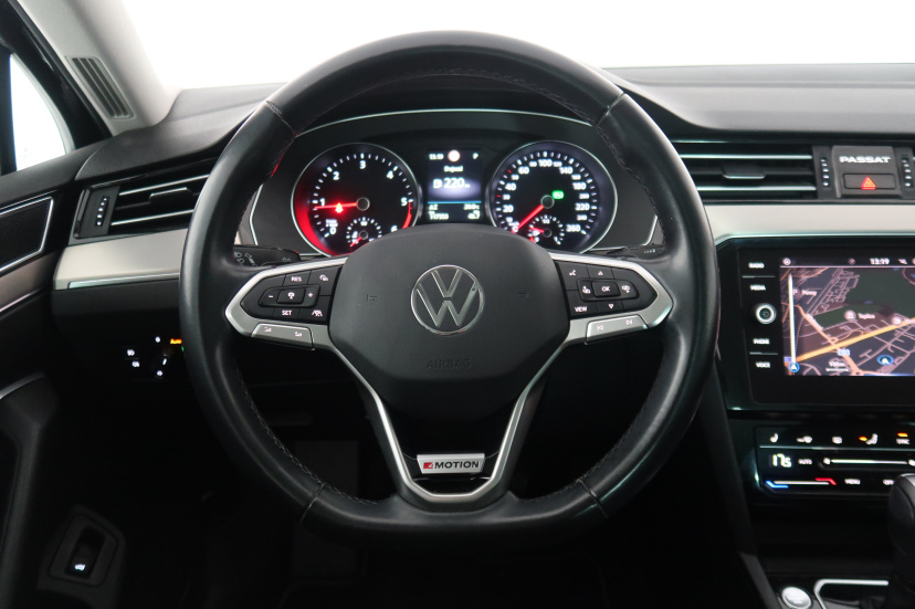 Volkswagen Passat, 2021