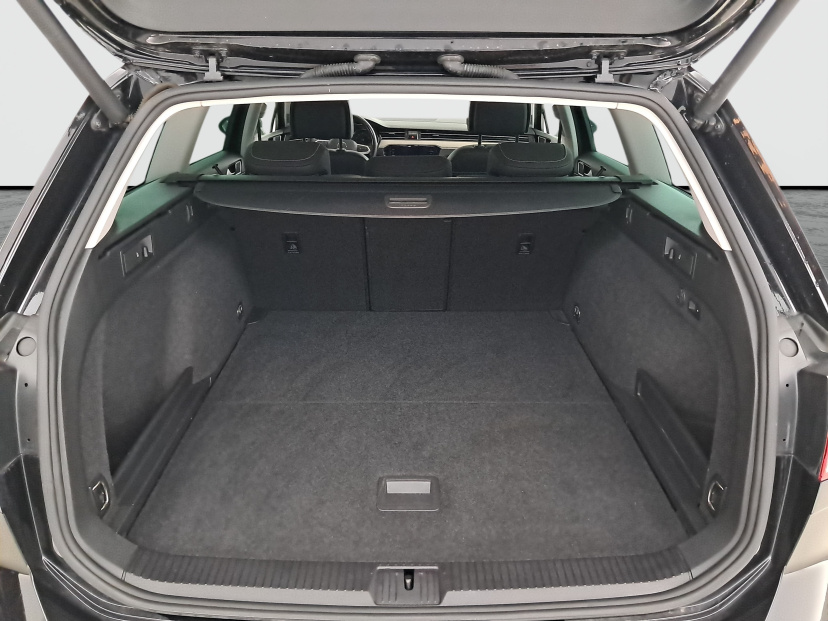 Volkswagen Passat, 2021