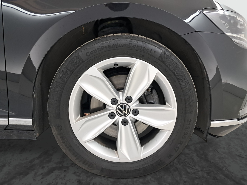Volkswagen Passat, 2021