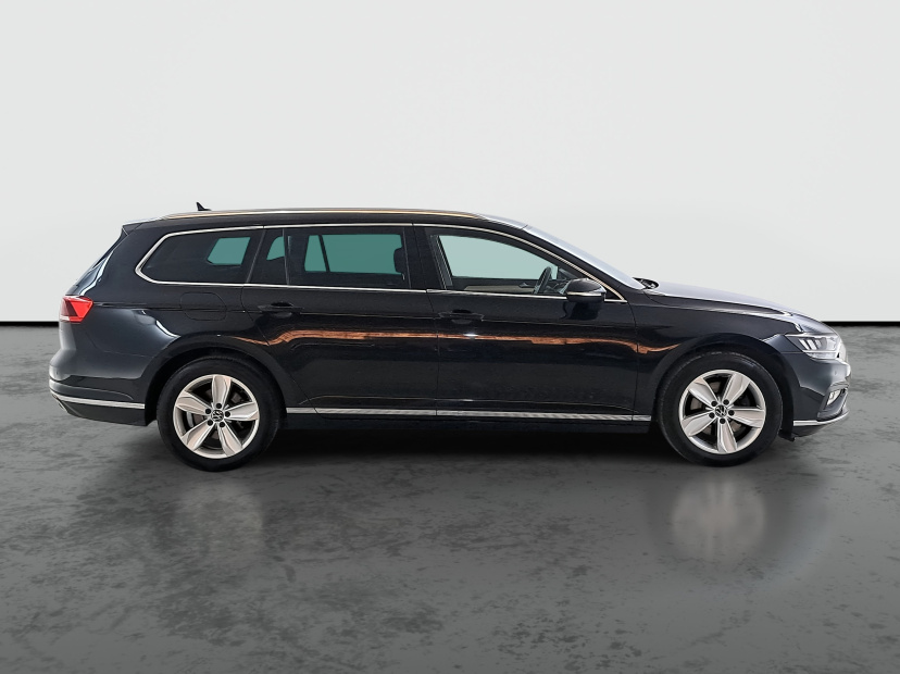 Volkswagen Passat, 2021