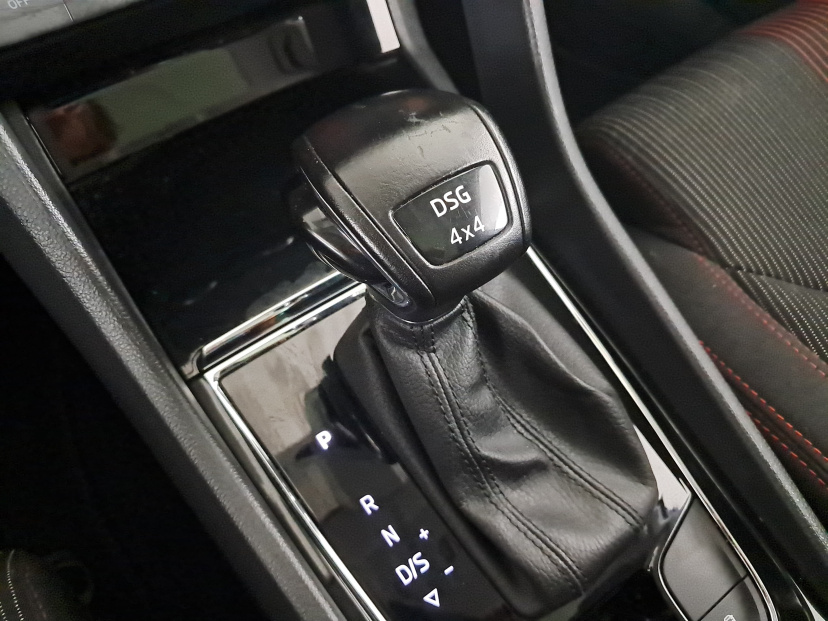 Škoda Karoq, 2021