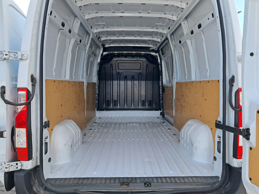 Renault Master, 2024