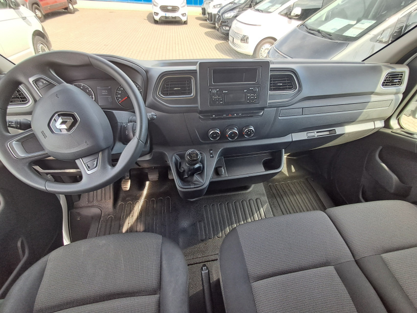 Renault Master, 2024