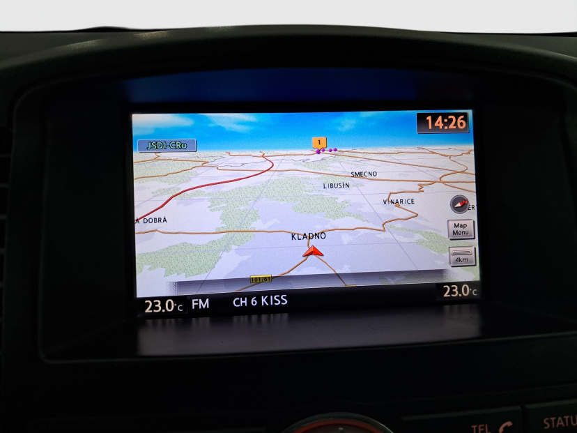 Nissan Pathfinder, 2011