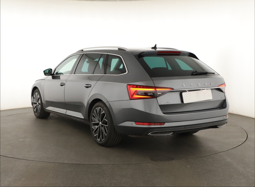 Škoda Superb, 2023