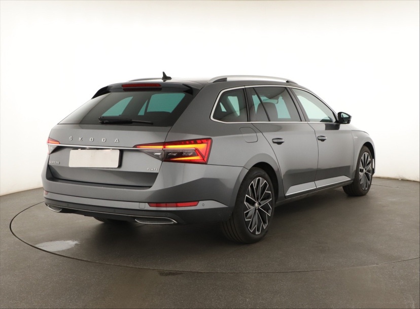 Škoda Superb, 2023