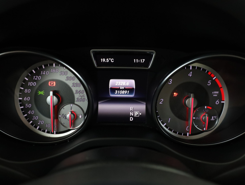 Mercedes-Benz CLA, 2016