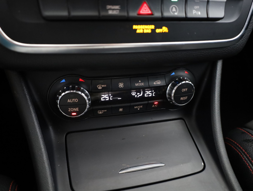 Mercedes-Benz CLA, 2016