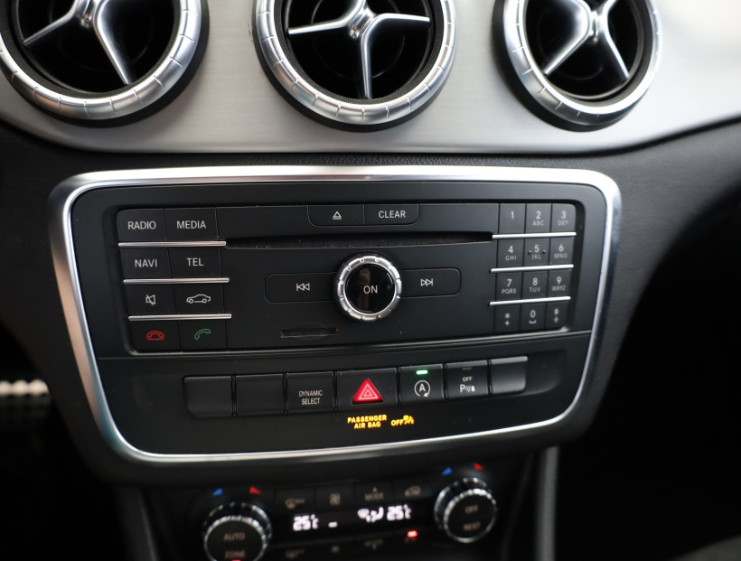 Mercedes-Benz CLA, 2016