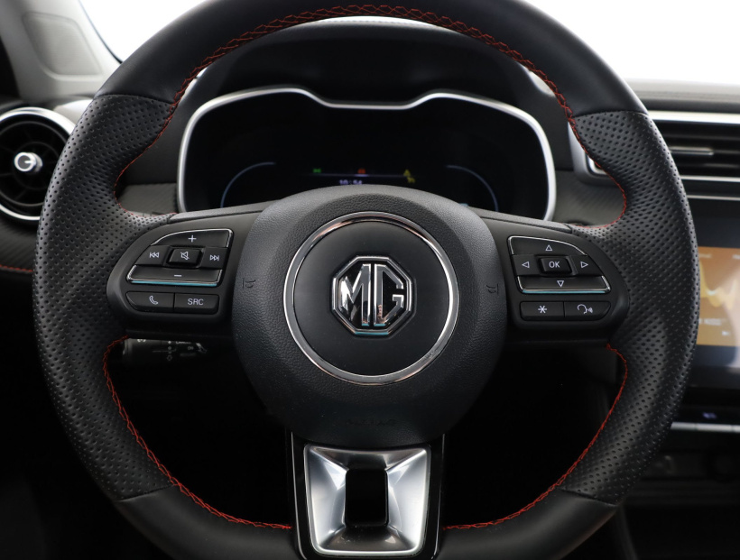 MG ZS SUV, 2024