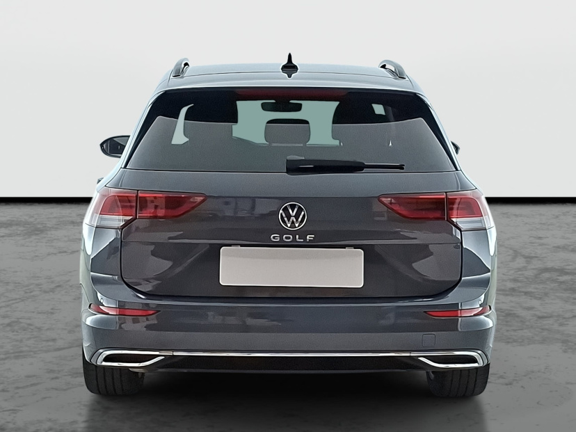 Volkswagen Golf, 2023