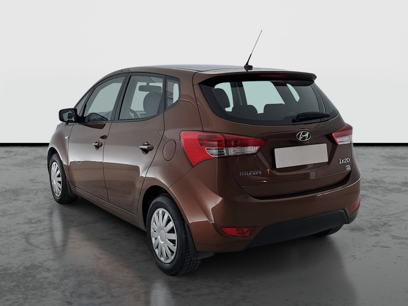 Hyundai ix20, 2013