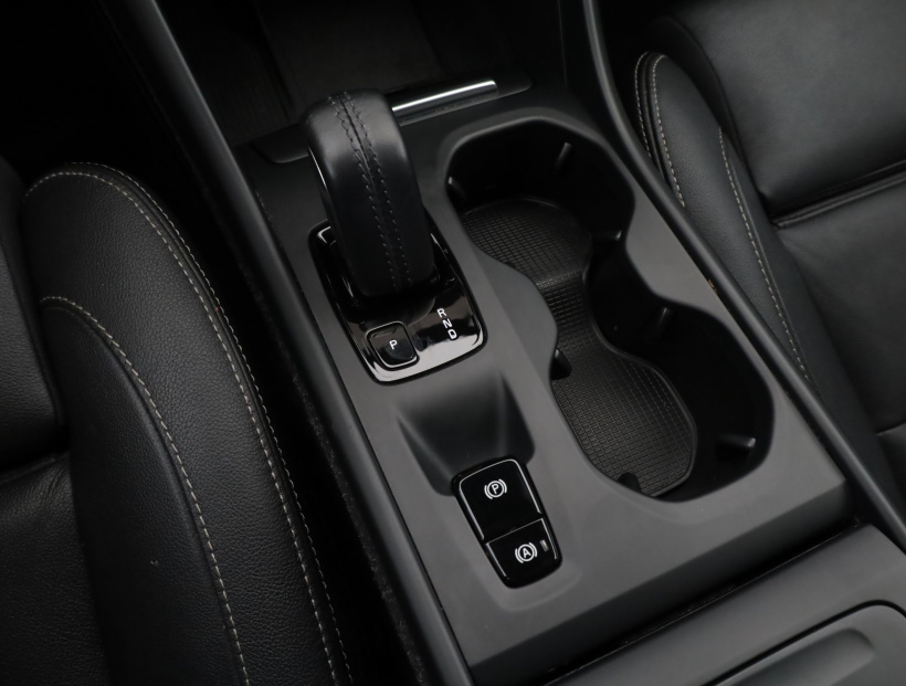 Volvo XC40, 2021